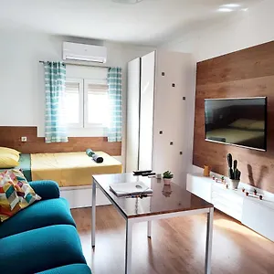 https://bright-and-quiet-studio-in-mlaga.1costadelsol.com